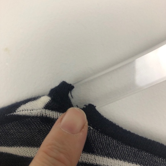 Michael Kors black & white stripe swoop neck S/L - Picture 8 of 8